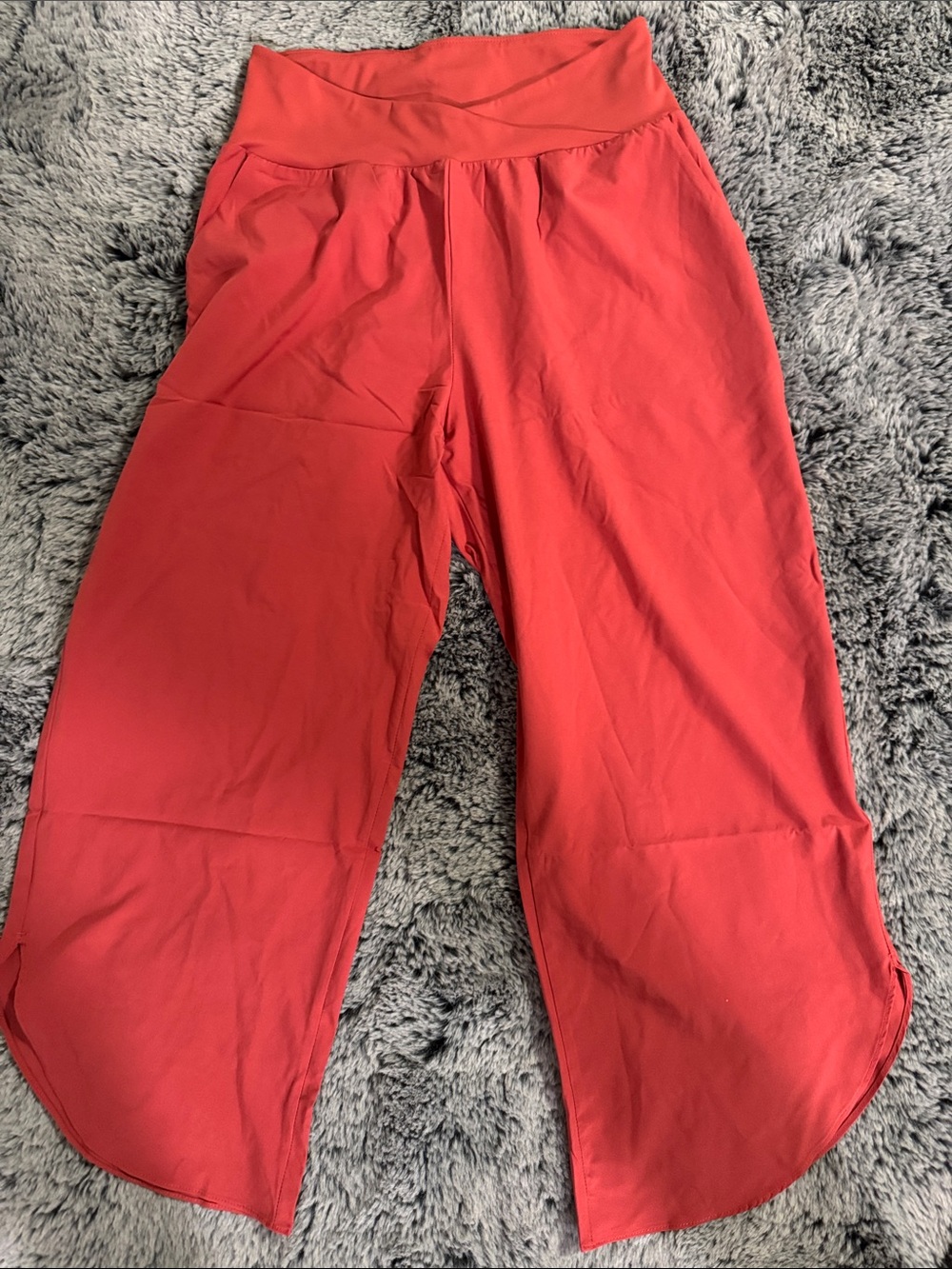 NWOT ‼️ HALARA WOMEN